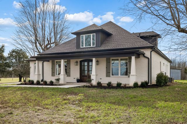 7307 Dunn Rd, Cedar Hill, TN 37032