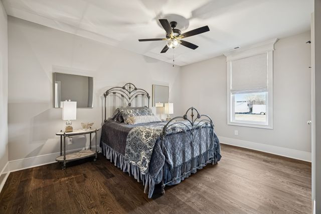 7307 Dunn Rd, Cedar Hill, TN 37032