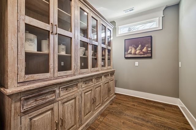 7307 Dunn Rd, Cedar Hill, TN 37032