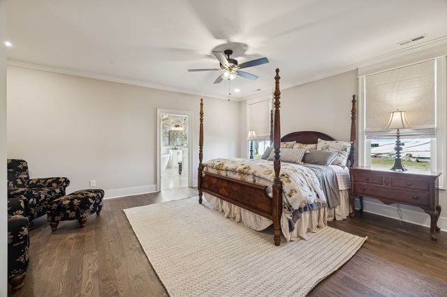 7307 Dunn Rd, Cedar Hill, TN 37032