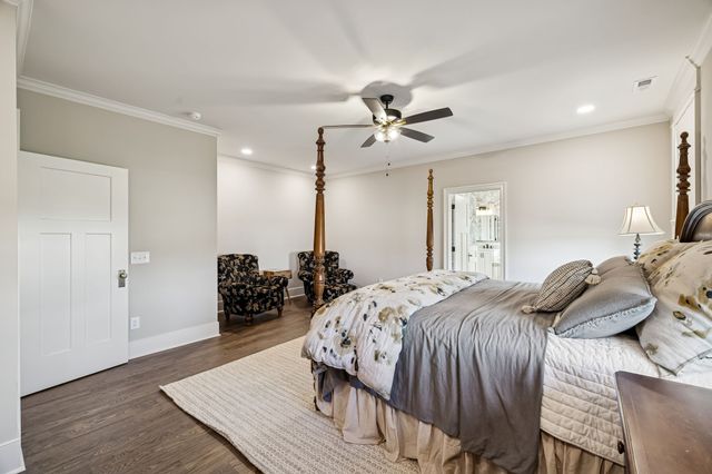 7307 Dunn Rd, Cedar Hill, TN 37032