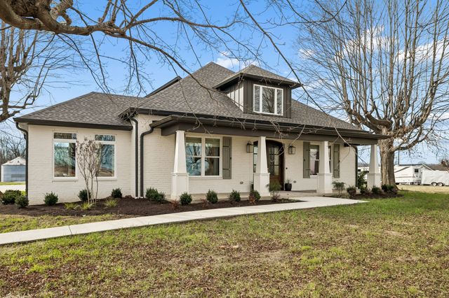 7307 Dunn Rd, Cedar Hill, TN 37032