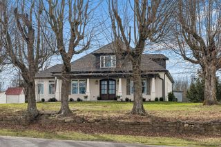 7307 Dunn Rd, Cedar Hill, TN 37032