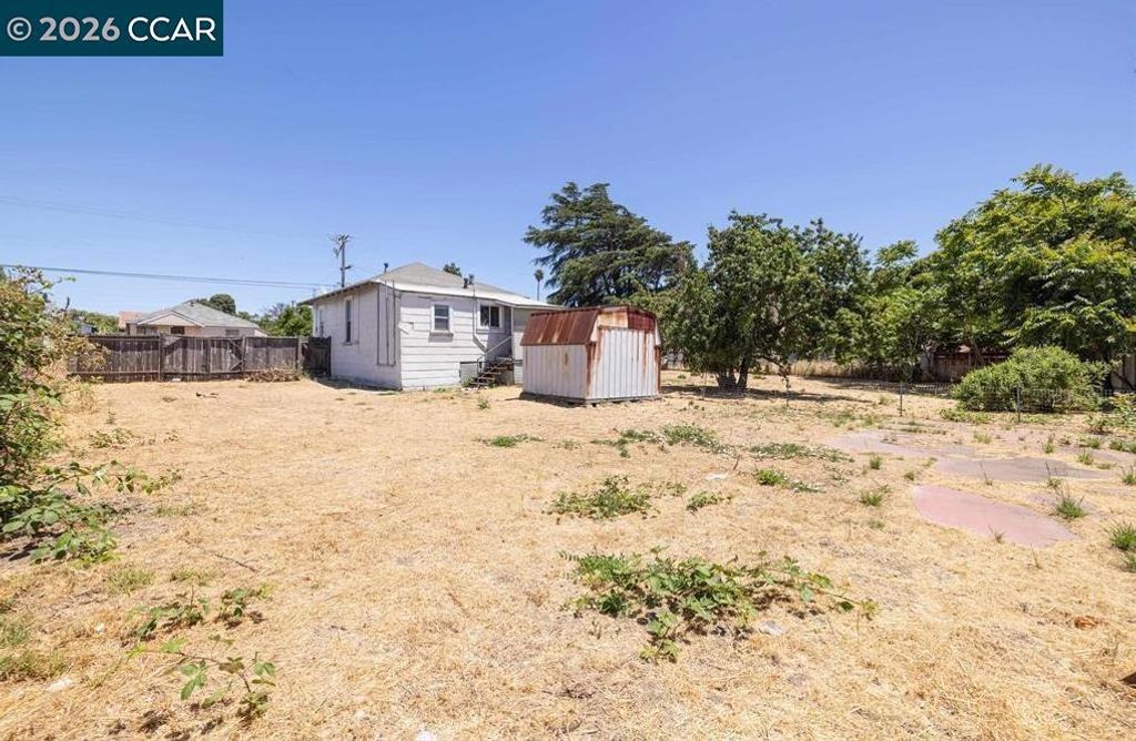 Image 6 of property listing at 1116 Stanton, San Pablo, CA 94806