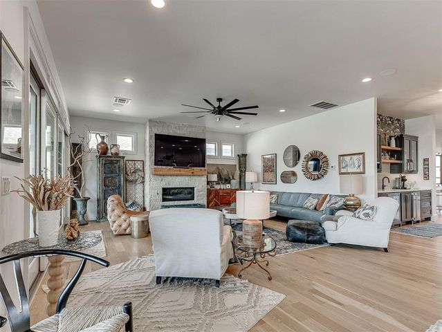 2108 Wiregrass Drive, Edmond, OK 73025