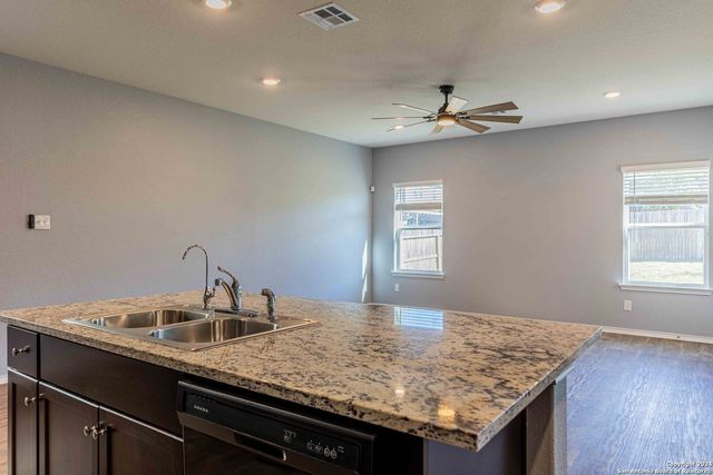 14025 Kenyte Row, San Antonio, TX 78253