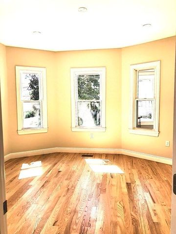 11 Mason 1, Everett, MA 02149