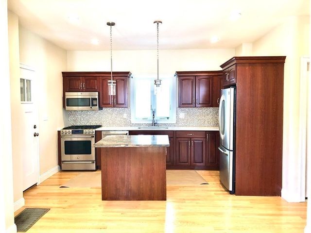 11 Mason 1, Everett, MA 02149