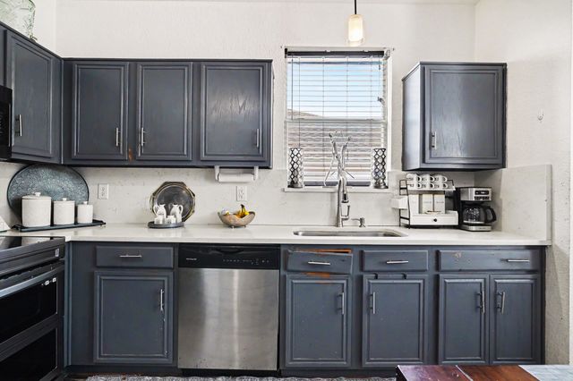 9936 Blue Bell Drive, Fort Worth, TX 76108