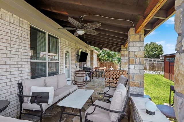 9936 Blue Bell Drive, Fort Worth, TX 76108