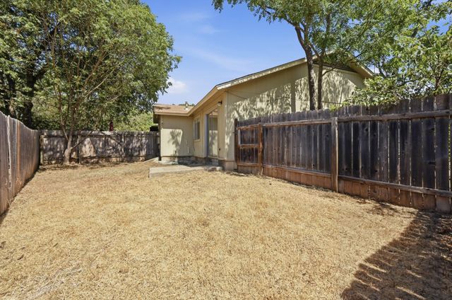 3221 Darnell DR, Austin, TX 78745