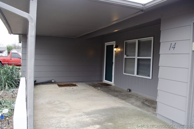 14 E Portland Avenue, Sapulpa, OK 74066