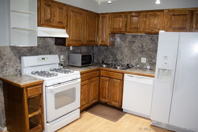 14 E Portland Avenue, Sapulpa, OK 74066