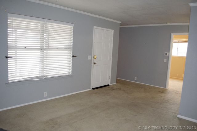 14 E Portland Avenue, Sapulpa, OK 74066