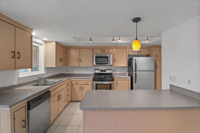2518 S Sierra Madre, Palm Springs, CA 92264