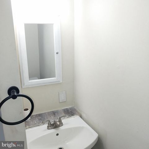 2846 W WISHART ST, Philadelphia, PA 19132