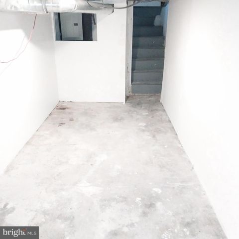 2846 W WISHART ST, Philadelphia, PA 19132