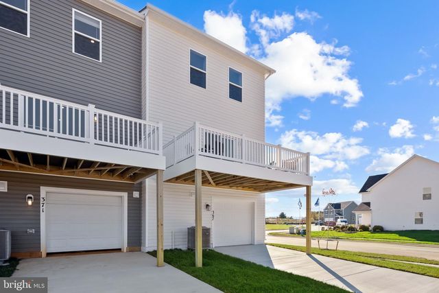 417 ECLIPSE ST, Charles Town, WV 25414