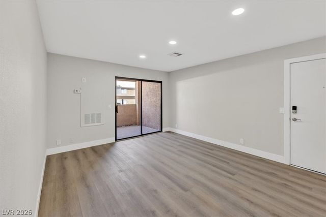 3151 Soaring Gulls Drive 1152, Las Vegas, NV 89128