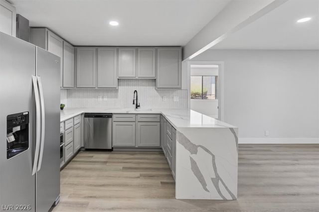 3151 Soaring Gulls Drive 1152, Las Vegas, NV 89128