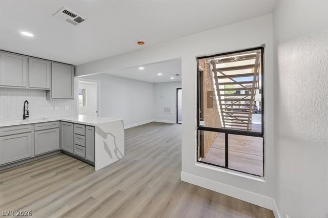 3151 Soaring Gulls Drive 1152, Las Vegas, NV 89128