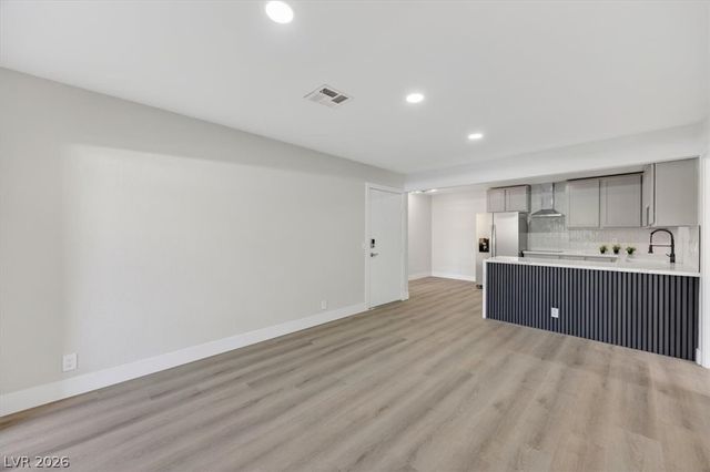 3151 Soaring Gulls Drive 1152, Las Vegas, NV 89128