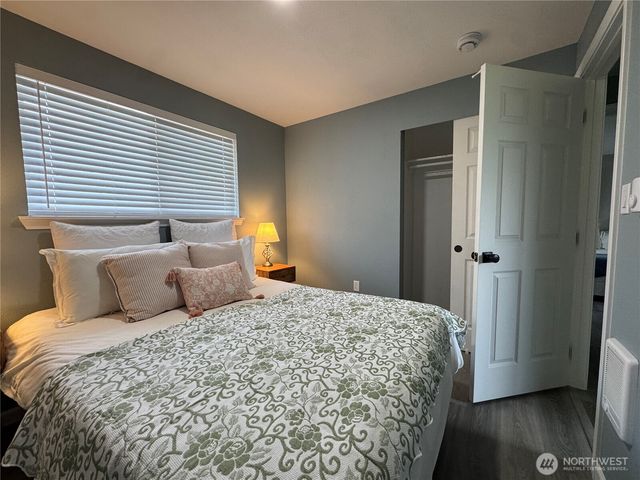 6107 E M Street, Tacoma, WA 98404
