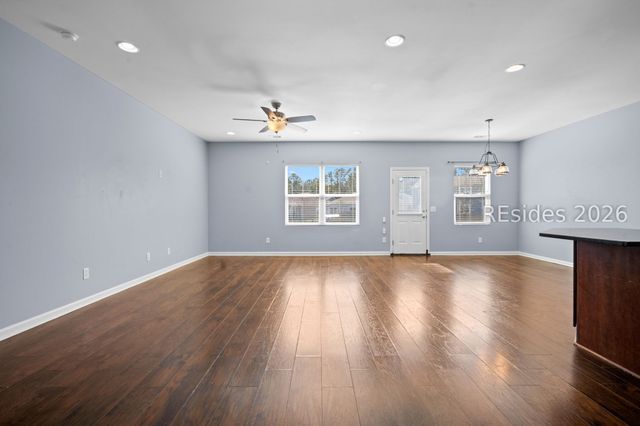 13 Wando Pl, Beaufort, SC 29906