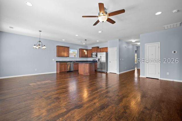 13 Wando Pl, Beaufort, SC 29906