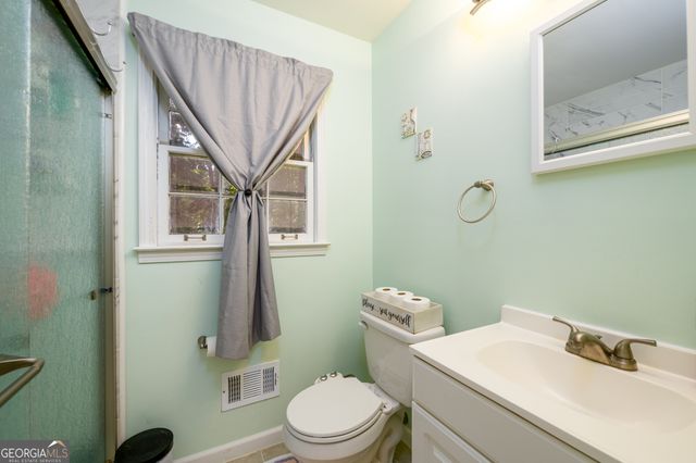 589 Dogwood Drive, Lawrenceville, GA 30046