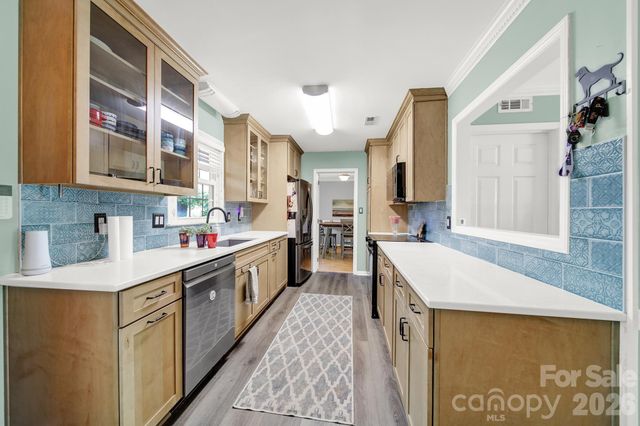 8802 Kirchenbaum Drive, Charlotte, NC 28210