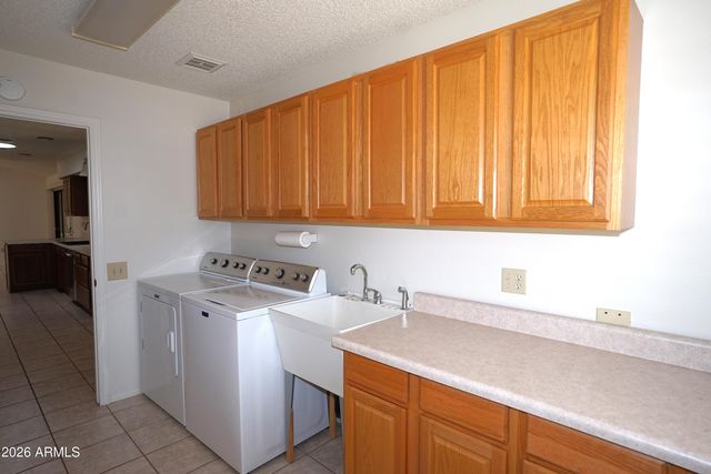 17819 N 136TH Court, Sun City West, AZ 85375