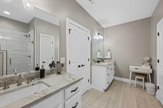 3342 Stone Creek Drive, Chattanooga, TN 37405