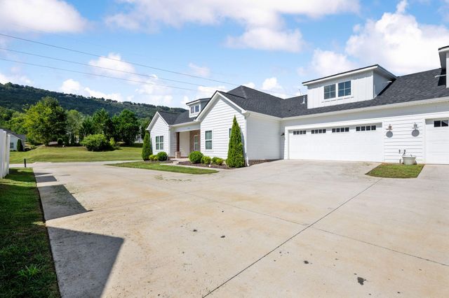 3342 Stone Creek Drive, Chattanooga, TN 37405