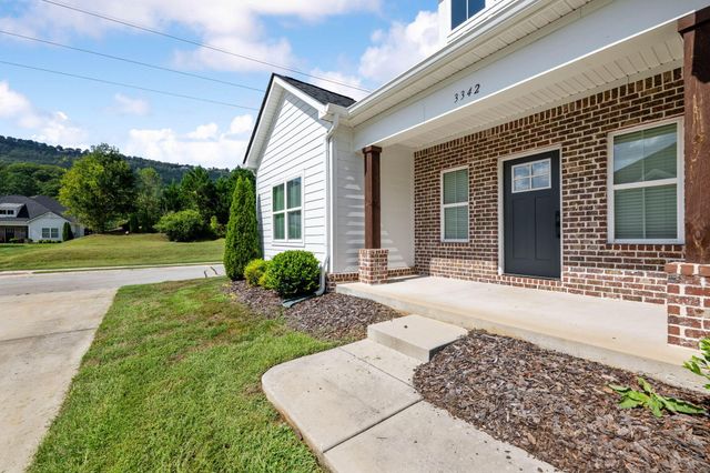 3342 Stone Creek Drive, Chattanooga, TN 37405