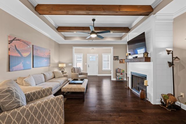 3342 Stone Creek Drive, Chattanooga, TN 37405