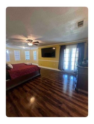 1910 S Westmoreland Road, Glenn Heights, TX 75154