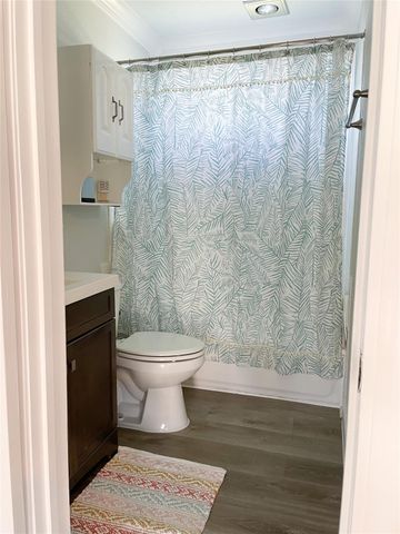 12632 John Reynolds Road, Galveston, TX 77554