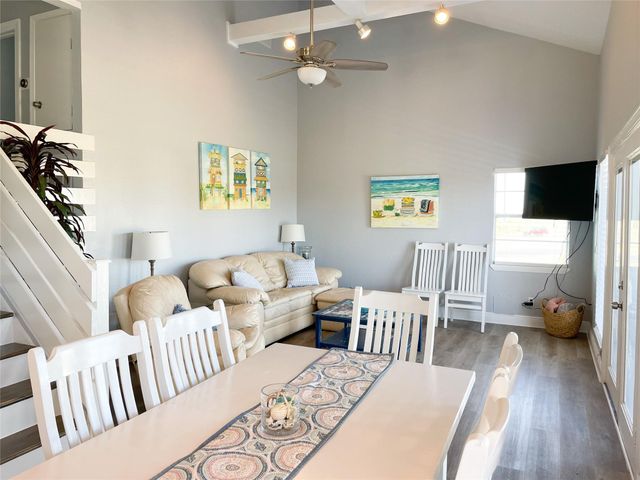 12632 John Reynolds Road, Galveston, TX 77554