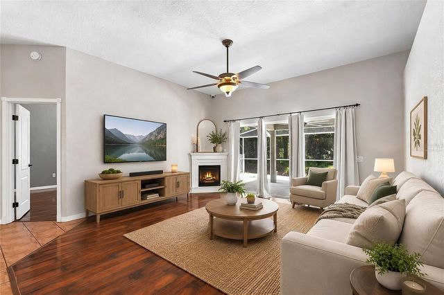 8604 BROOKWAY CIRCLE, Tampa, FL 33635