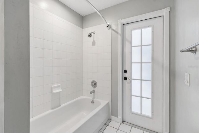 8604 BROOKWAY CIRCLE, Tampa, FL 33635