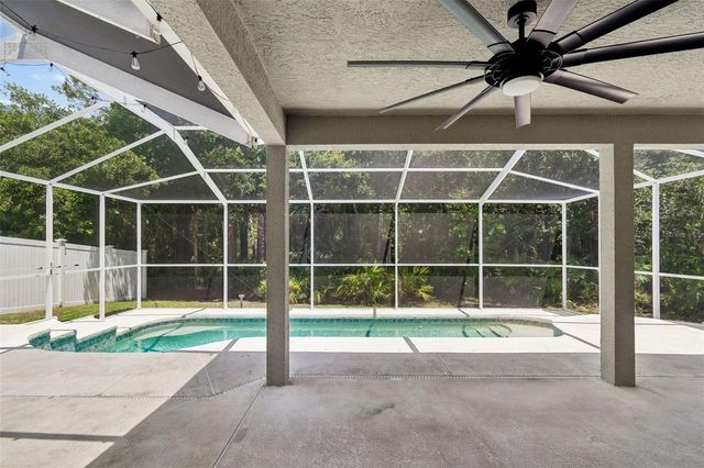 8604 BROOKWAY CIRCLE, Tampa, FL 33635