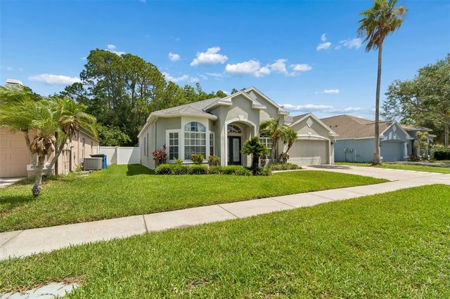 8604 BROOKWAY CIRCLE, Tampa, FL 33635
