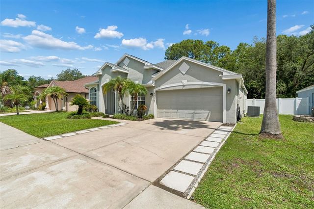 8604 BROOKWAY CIRCLE, Tampa, FL 33635