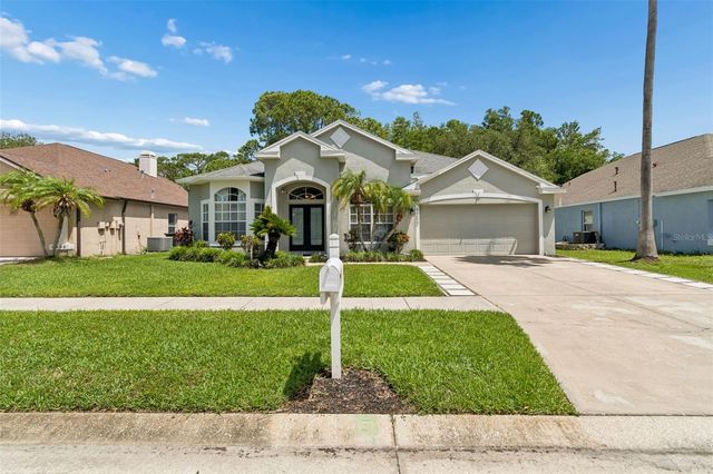 8604 BROOKWAY CIRCLE, Tampa, FL 33635
