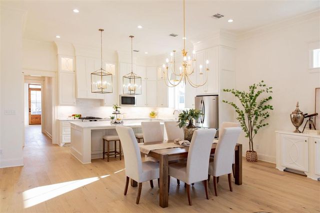 2242 Nikal Drive S, Lake Charles, LA 70605