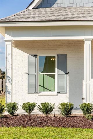 2242 Nikal Drive S, Lake Charles, LA 70605