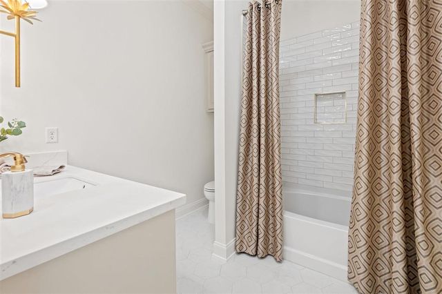 2242 Nikal Drive S, Lake Charles, LA 70605