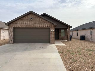 8015 Date Avenue, Lubbock, TX 79404