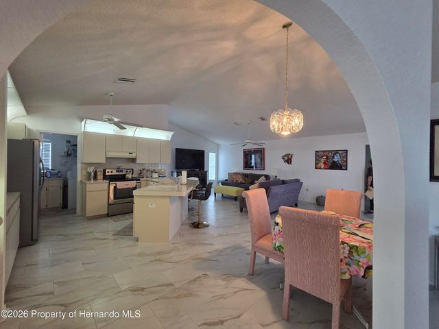 9376 N Southern Belle Drive, Weeki Wachee, FL 34613